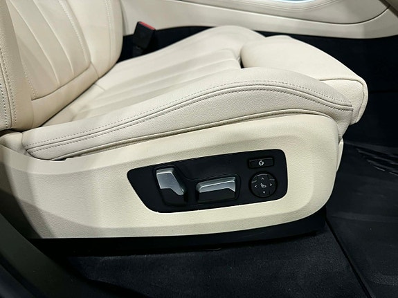 BMW X5 8 of 25