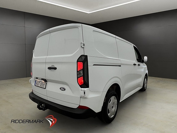 Ford Transit Custom 9 of 25