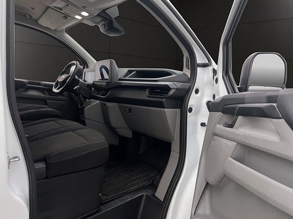 Ford Transit Custom 21 of 25