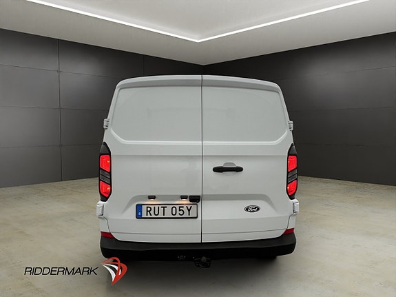 Ford Transit Custom 8 of 25