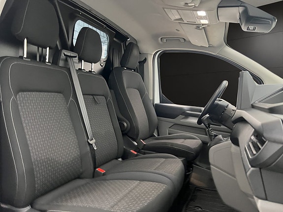 Ford Transit Custom 20 of 25