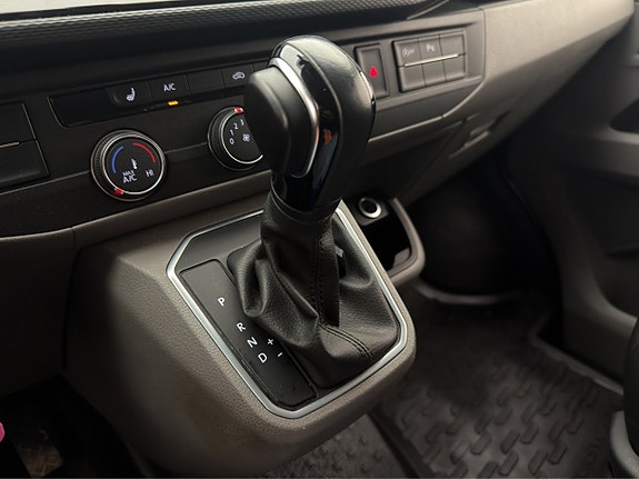 Volkswagen Transporter 23 of 30