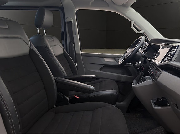 Volkswagen Transporter 24 of 30