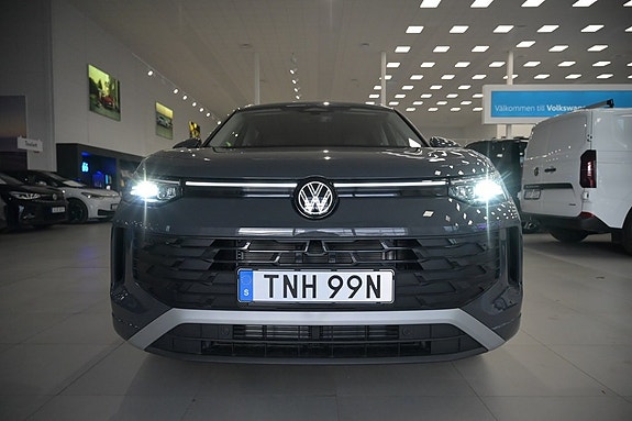 Volkswagen Tayron 2 of 5