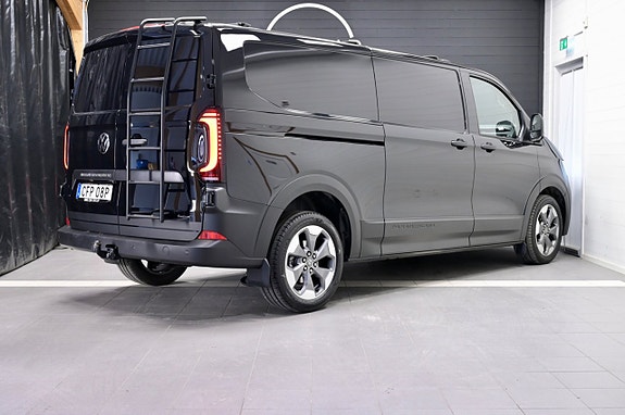 Volkswagen Transporter 4 of 5