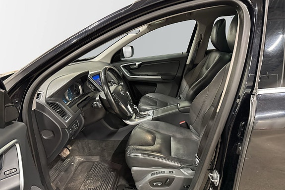 Volvo XC60 5 of 6