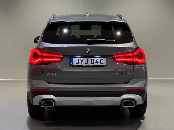 BMW X3 4 of 5