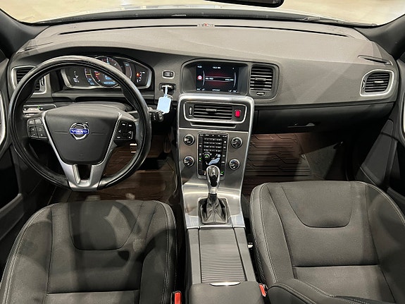 Volvo V60 21 of 30