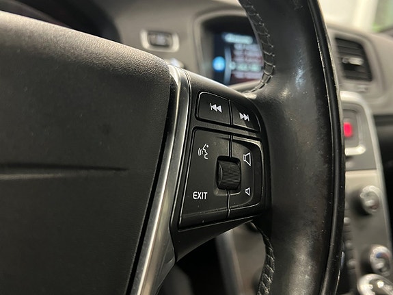 Volvo V60 12 of 30