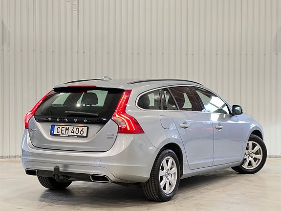 Volvo V60 7 of 30