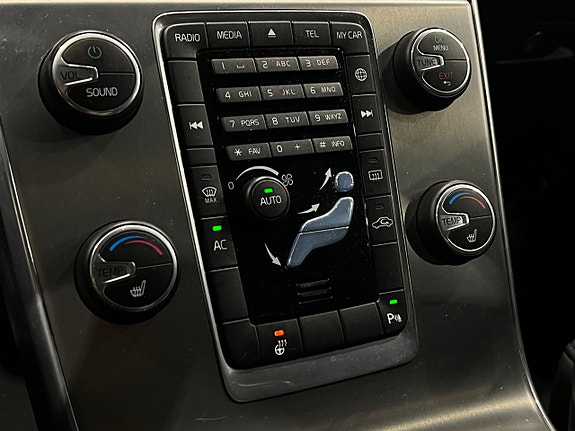 Volvo V60 18 of 30