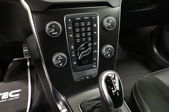 Volvo V40 15 of 20