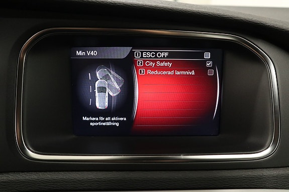 Volvo V40 16 of 20