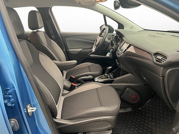 Opel Crossland X 9 of 24
