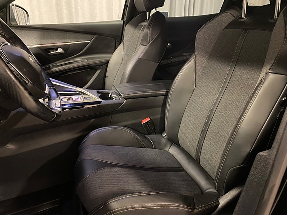 Peugeot 3008 14 of 21