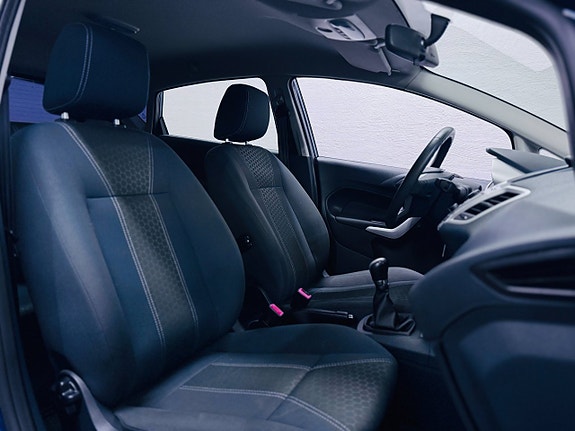 Ford Fiesta 6 of 19