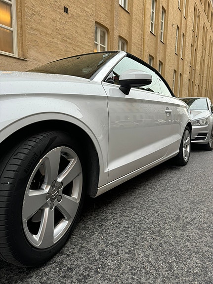 Audi Cabriolet 2 of 5