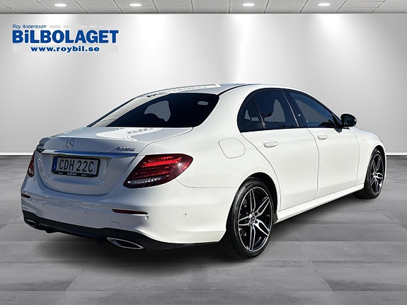 Mercedes-Benz E220 d 3 of 5