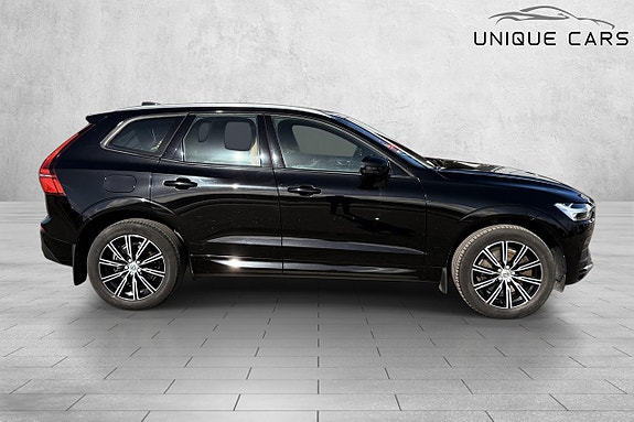 Volvo XC60 2 of 5