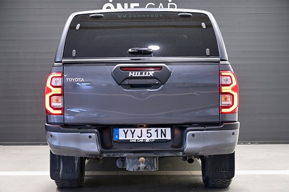 Toyota HiLux 5 of 21