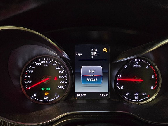 Mercedes-Benz V220 14 of 14