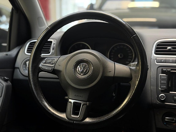 Volkswagen Polo 9 of 22