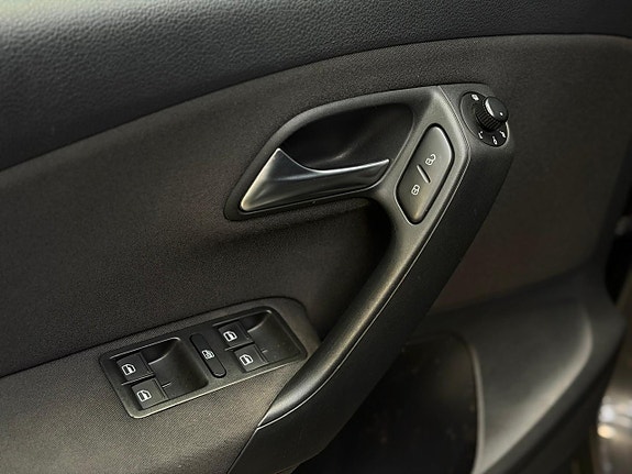 Volkswagen Polo 15 of 22