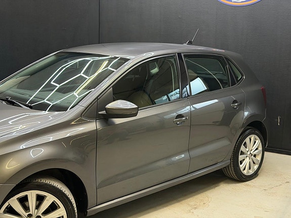 Volkswagen Polo 14 of 22