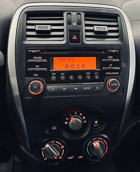 Nissan Micra 11 of 12