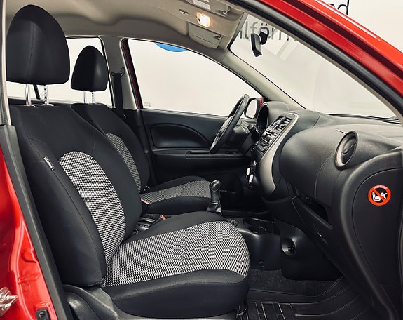 Nissan Micra 9 of 12