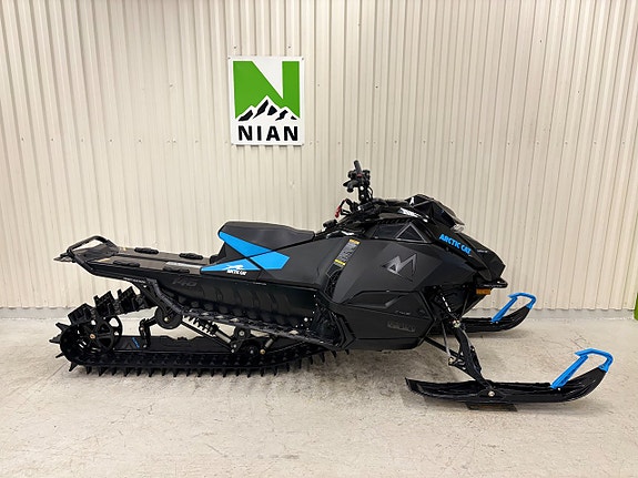 Arctic Cat Catalyst M 600 146"