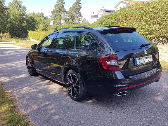 Skoda Octavia 5 of 9