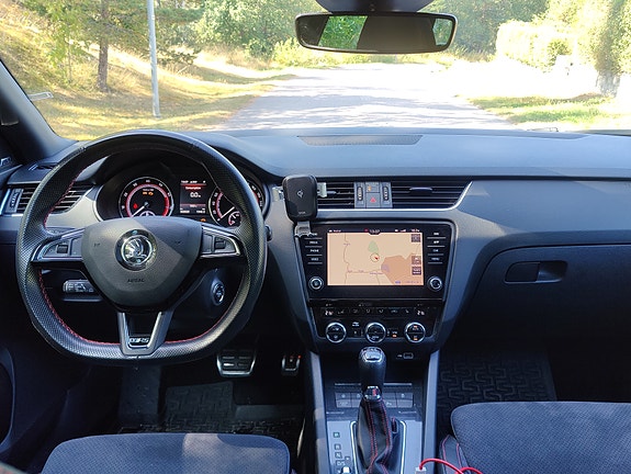 Skoda Octavia 4 of 9