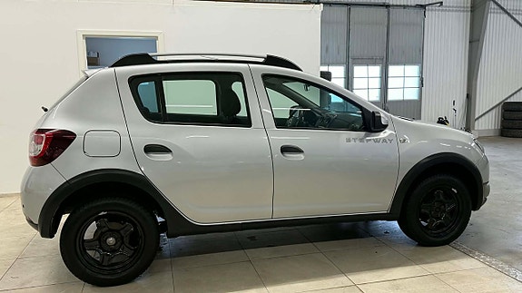 Dacia Sandero Stepway 11 of 25
