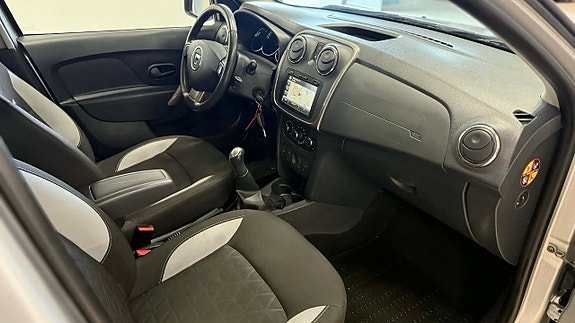 Dacia Sandero Stepway 25 of 25