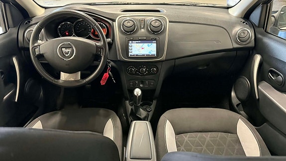 Dacia Sandero Stepway 16 of 25