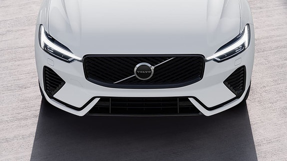 Volvo XC60 15 of 25