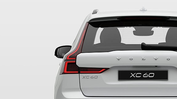 Volvo XC60 14 of 25