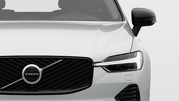 Volvo XC60 12 of 25
