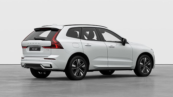 Volvo XC60 4 of 5