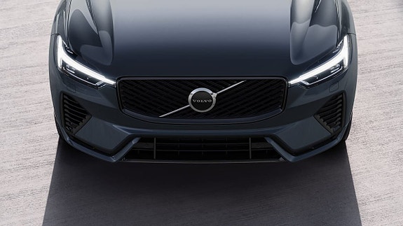 Volvo XC60 15 of 25