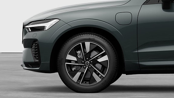 Volvo XC60 10 of 23