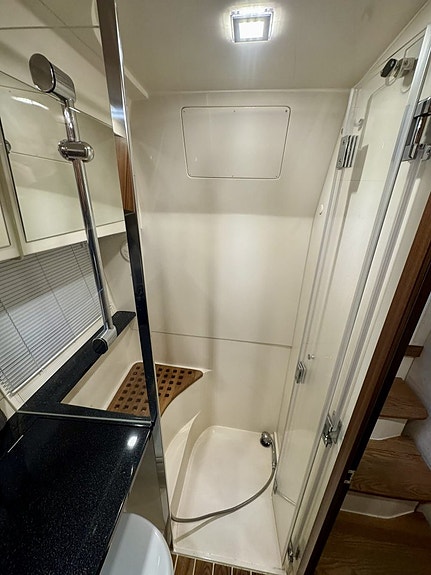 Marex 375 Marex | 2x Mercury 3,0L V6 TDI 270 23 of 28