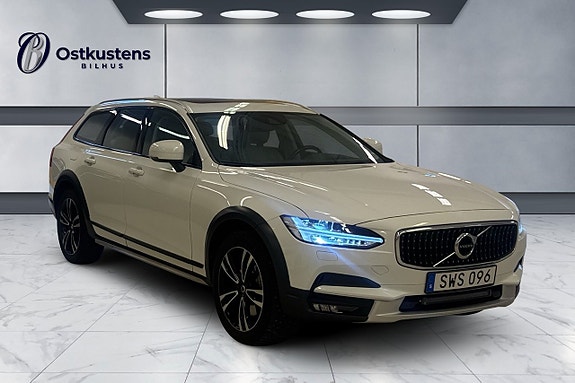 Volvo V90 Cross Country