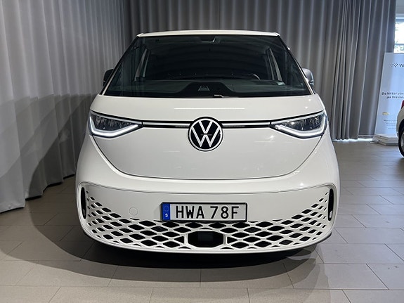 Volkswagen ID. Buzz 2 of 10