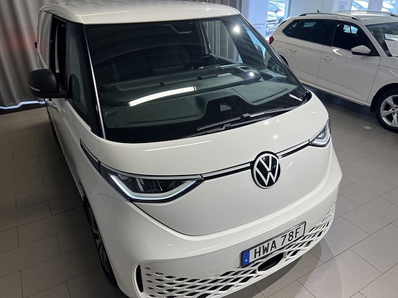 Volkswagen ID. Buzz 3 of 10
