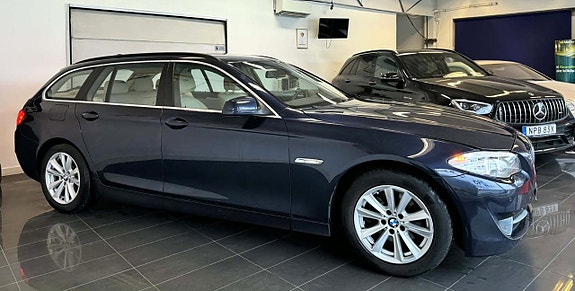 BMW 520d 2 of 5
