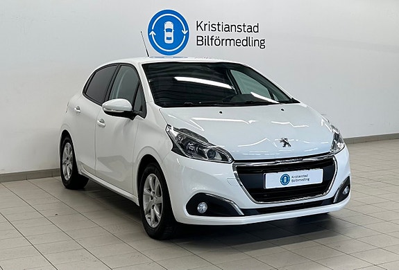 Peugeot 208 5 of 12