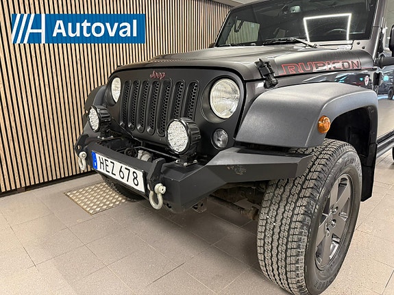 Jeep Wrangler Unlimited 4 of 5