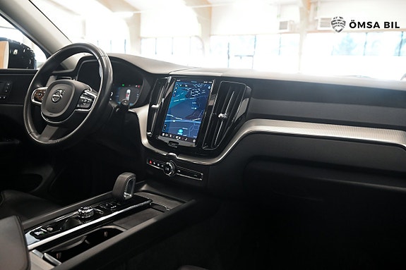 Volvo XC60 10 of 24